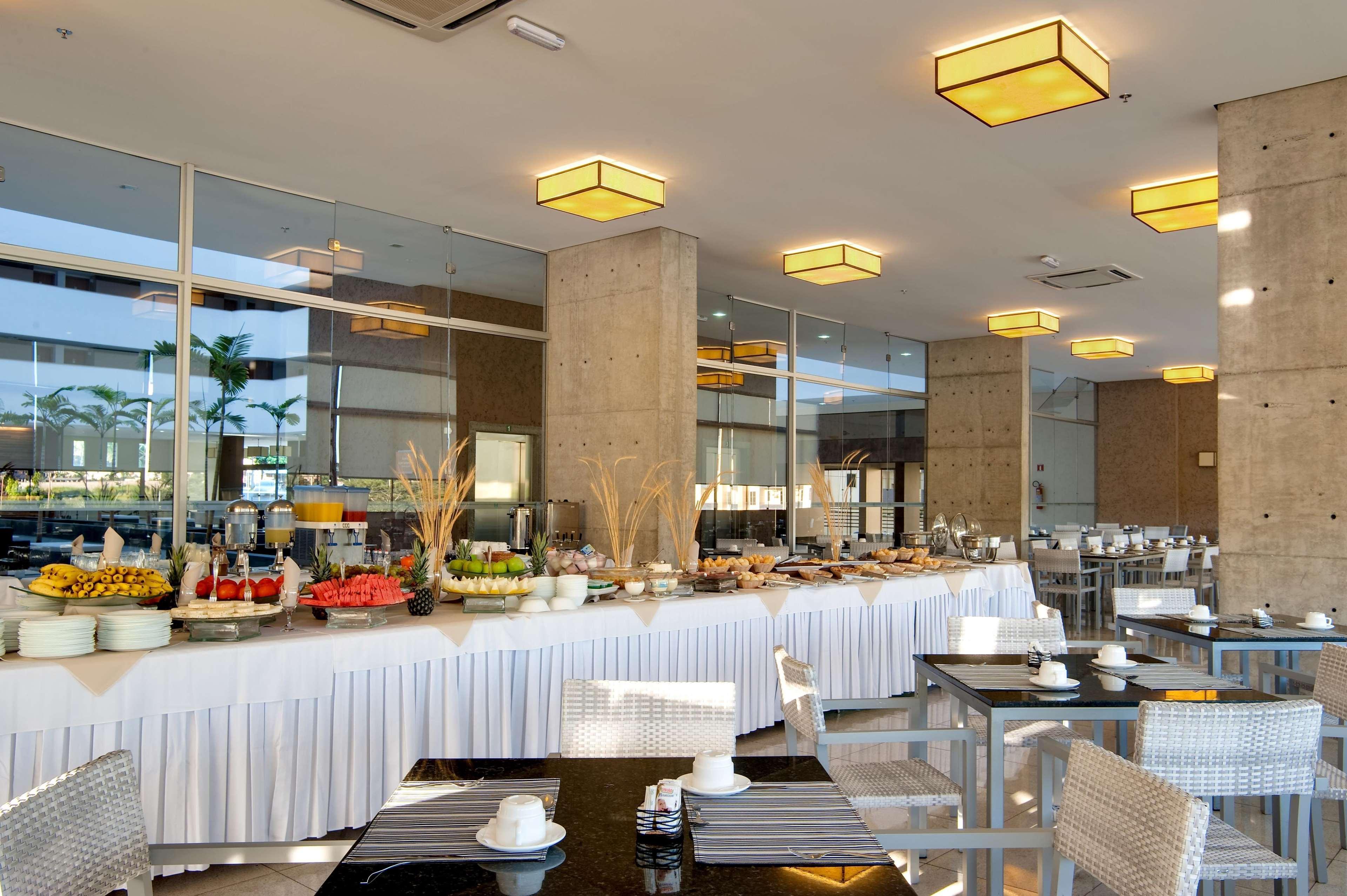 Best Western Suites Le Jardin Caldas Novas Exterior foto