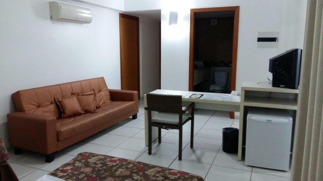 Best Western Suites Le Jardin Caldas Novas Exterior foto