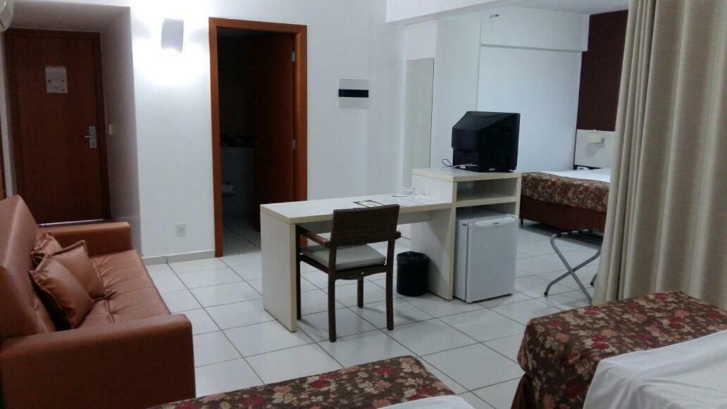 Best Western Suites Le Jardin Caldas Novas Exterior foto